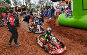 Misionero de Karting en Circuito Terrado: Valentino Chavero Barchuk se llevó un podio P2 de la divisional para la ciudad de Apóstoles