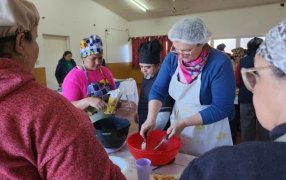 Mujeres apostoleñas comenzaron el taller "El Arte de la Panadería", impulsada por la Municipalidad local junto a la empresa ARCOR y su distribuidor oficial zonal