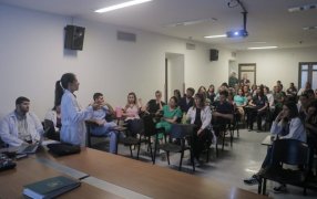 Posadas: El Hospital Dr. Ramón Madariaga protocola el abordaje multidisciplinario de la hemorragia digestiva para salvar vidas
