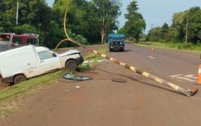 Dos personas hospitalizadas tras despiste en la Ruta Provincial N° 17, en la localidad misionera de 9 de Julio
