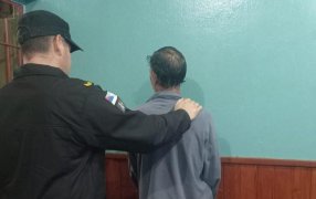 Avanzaba de manera zigzagueante, cambiando de carril: Detienen a un camionero alcoholizado que circulaba de madrugada por la la Ruta Nacional Nº 12