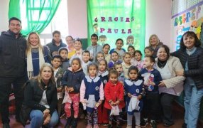 Cuidado integral: Entrega de kits de higiene personal a alumnos de la Escuela Provincial N° 625 en la zona rural del Municipio de Apóstoles