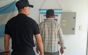 Durante una pelea callejera: Un hombre fue apuñalado y el agresor fue detenido en la zona de las avenidas; Cabred y López Torres en la ciudad de Posadas