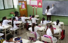 Nuevo aumento a docentes en la provincia de Misiones: Cómo quedan los salarios en el mes de Abril