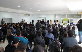 Apóstoles: Estudiantes de la región recibieron Bono Estudiantil Provincial, se entregaron más de doscientos