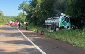 Cerro Azul: Siniestro vial sobre la Ruta Nacional N° 14 dejó una víctima fatal y dos personas lesionadas