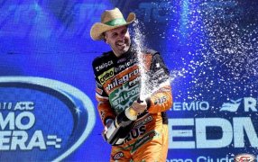 El exitoso piloto del Turismo Carretera Jonatan Castellano será concesionario de INDECAR y Bull en la ciudad bonaerense de Lobería
