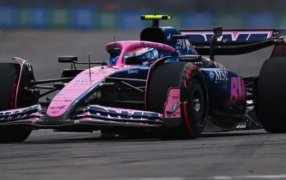 Fórmula 1: Franco Colapinto realizó una largada genial, perdió ritmo al final y terminó 16° en el Gran Premio de Singapur, la cual fue ganada por George Russell y decretó a McLaren como campeona de Constructores