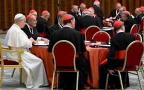 Consistorio: Cardenales debatirán sobre paz, Sínodo y desafíos globales