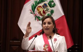 El Congreso de Perú destituyó a la Presidenta Dina Boluarte: La Mandataria de 63 años fue acusada por la oposición legislativa de “permanente incapacidad moral”