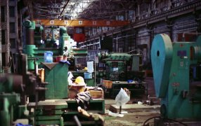 Resistir y reestructurar: Las estrategias de las PyMEs en un escenario sin cambios nacionales ni provinciales