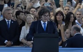 El Presidente Javier Milei exaltó la devolución del sable de San Martín y fuerte reivindicación del Regimiento de Granaderos a Caballo