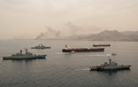 Estados Unidos pone en marcha el operativo “Proyecto Libertad” para escoltar a los barcos comerciales atrapados en el Estrecho de Ormuz
