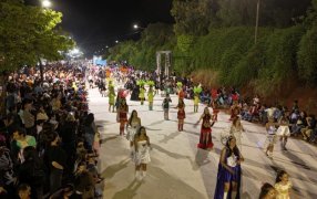 Multitudinario cierre de la Estudiantina Apostoleña 2025, en el Espacio Joven con una jornada colmada de alegría y talento