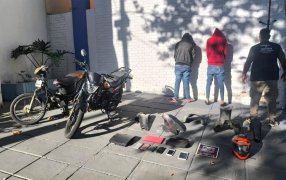 Dos individuos reincidentes volvieron a robar y fueron detenidos tras una serie de allanamientos en la ciudad de Posadas