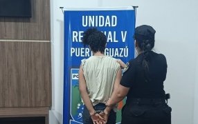 Ataque con arma blanca en la ciudad de Puerto Iguazú donde un hombre de 85 años resultó con lesiones leves, una mujer fue detenida en la investigación