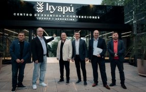 Puerto Iguazú: Hugo Passalacqua y Oscar Herrera Ahuad acompañaron la apertura del Centro de Convenciones y Eventos Iryapú
