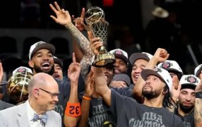 Básquetbol: New York Knicks venció a San Antonio Spurs y es campeón de la NBA después de 53 años