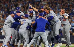Los Dodgers de Los Ángeles ganan la Serie Mundial tras dramática victoria en el Juego 7