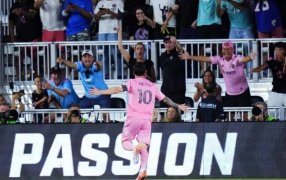 Con un doblete de Lionel Messi, Inter Miami goleó a Nashville y avanzó a semis de la Conferencia Este de la MLS