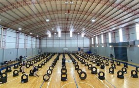 Misiones: Prefectura Naval Argentina decomisó más de 50 millones de pesos en mercadería ilegal, se trata de 316 neumáticos de automóviles y camionetas, que eran trasladados en un camión de una empresa de correos