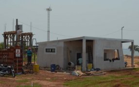 La Municipalidad de la ciudad de Posadas ha iniciado la construcción de nuevos sanitarios en la Playa de Costa Sur