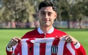 El futbolista de Estudiantes de La Plata Javier Altamirano recibió el alta médica tras descompensarse en pleno partido