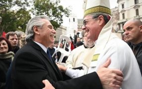 Asumió el nuevo Arzobispo de Buenos Aires, Jorge García Cuerva, con una misa en la Plaza de Mayo, frente a la catedral metropolitana, participó el Presidente Alberto Fernández