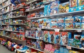 Navidad 2023: Se vendió un 2,8% menos que el año pasado a precios constantes, y el 44% de ellos vendió menos de lo esperado