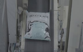 Belcolade abre el camino hacia el chocolate sustentable, con la inauguración de la primera fábrica de chocolate belga neutra en carbono