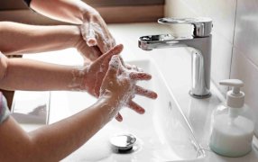 “Agua que no has de beber, no la dejes correr…”: Una persona en promedio consume más de un millón de litros de agua al año