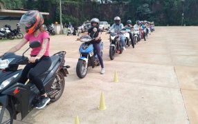 Capacitan en conducción segura a motociclistas de la ciudad de Posadas, cómo inscribirse