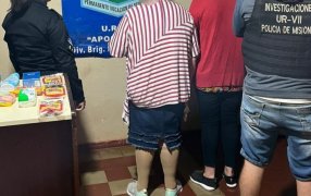 Arrestaron a dos “mecheras” en Apóstoles: Escondían fiambres y otros productos entre sus ropas