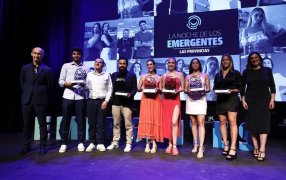 Nerea Martí recibe un reconocimiento por su talento profesional