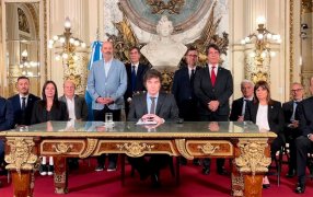 Anuncios de desregulaciones: El Presidente Javier Milei, "empezamos el camino de la reconstrucción"