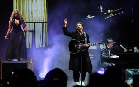 El cantante y compositor guatemalteco Ricardo Arjona de 59 años anunció su retiro por problemas de salud