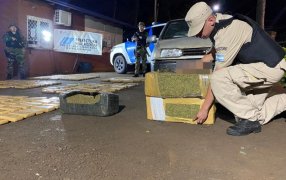 Prefectura Naval Argentina incautó 318 kilos de marihuana en Misiones