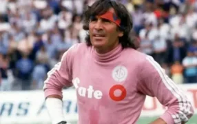 A los 80 años, murió Hugo Orlando Gatti, la leyenda de Boca Juniors que cambió al arquero argentino
