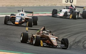 Brad Benavides con ganas de resarcirse en la cuarta cita de la Fórmula Regional de Medio Oriente