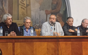 Los colectivos circularán con normalidad: Entre divisiones y rebeliones internas, la CGT concreta su apuesta más riesgosa con el tercer paro general contra la Administración del Presidente Javier Milei