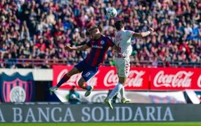 Copa de la Liga Profesional de Fútbol: En un final agónico y con escándalo, San Lorenzo de Almagro le empató 1 a 1 a Huracán