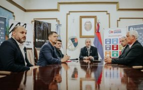 Nueve mil millones de pesos: Se trata de una garantía warrants, que bajo esa modalidad busca acompañar a los sectores yerbatero y forestal de Misiones