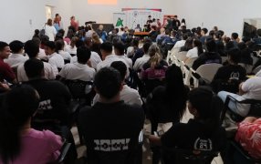 Alumnos de la ciudad de Apóstoles participaron del taller de Tecnologías de la Información y Comunicación en la localidad correntina de Santo Tomé