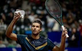 Tenis: Facundo Díaz Acosta venció a Francisco Cerúndolo en el duelo de argentinos, en el IEB+ Argentina Open