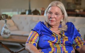 Elisa Carrió denunció penalmente a Alberto Fernández y a tres miembros del Gabinete por no acatar el fallo de la Corte Suprema