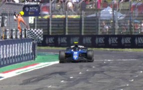 FIA Fórmula 2: Primera victoria de Franco Colapinto, el argentino ganó en la carrera Sprint que se disputó en Imola este sábado