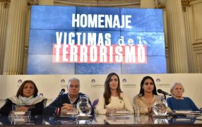 “El Estado garantiza la impunidad de los violentos”, denunció Victoria Villarruel en el acto por las “víctimas del terrorismo”