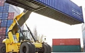 Importaciones superaron los 7.000 millones de dólares: Déficit comercial se aceleró en Mayo a 1.154 millones de dólares por otro desplome en exportaciones