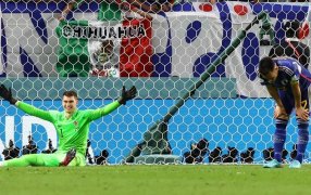 El arquero Dominik Livakovic fue el héroe de la definición por penales y Croacia pasó a cuartos de final del Mundial Qatar 2022