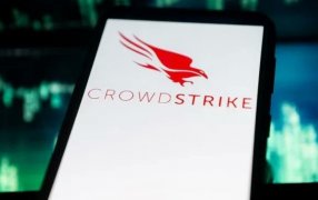 Falla de Microsoft: Qué es Crowdstrike, el software de ciberseguridad que provocó el colapso informático mundial
